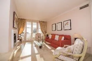 Hotel Apartments Jardines De Las Golondrinas Marbella