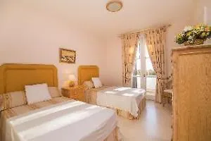 Apartments Jardines De Las Golondrinas Marbella Hotel