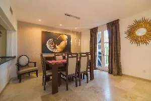 Hotel Apartments Jardines De Las Golondrinas Marbella