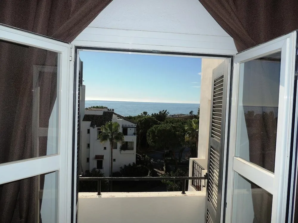 *** Hotel Apartments Jardines De Las Golondrinas Marbella España