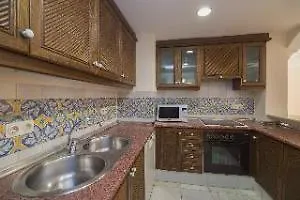 Отель Apartments Jardines De Las Golondrinas Марбелья